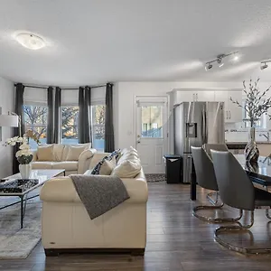Modern House With Private Backyard & Fireplace , Calgary Canada