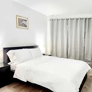 St-denis Montréal